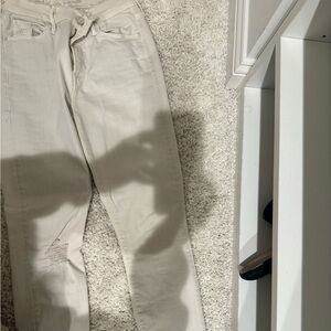 MOTHER The double gray charmer in off white size 26 with rip in knee